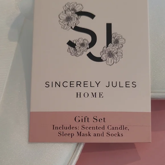 Sincerely Jules Gift Set - Picture 3 of 4